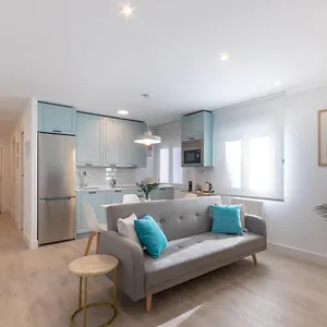 Precioso Y Recién Reformado Junto Al Metro Apartamento Bilbao